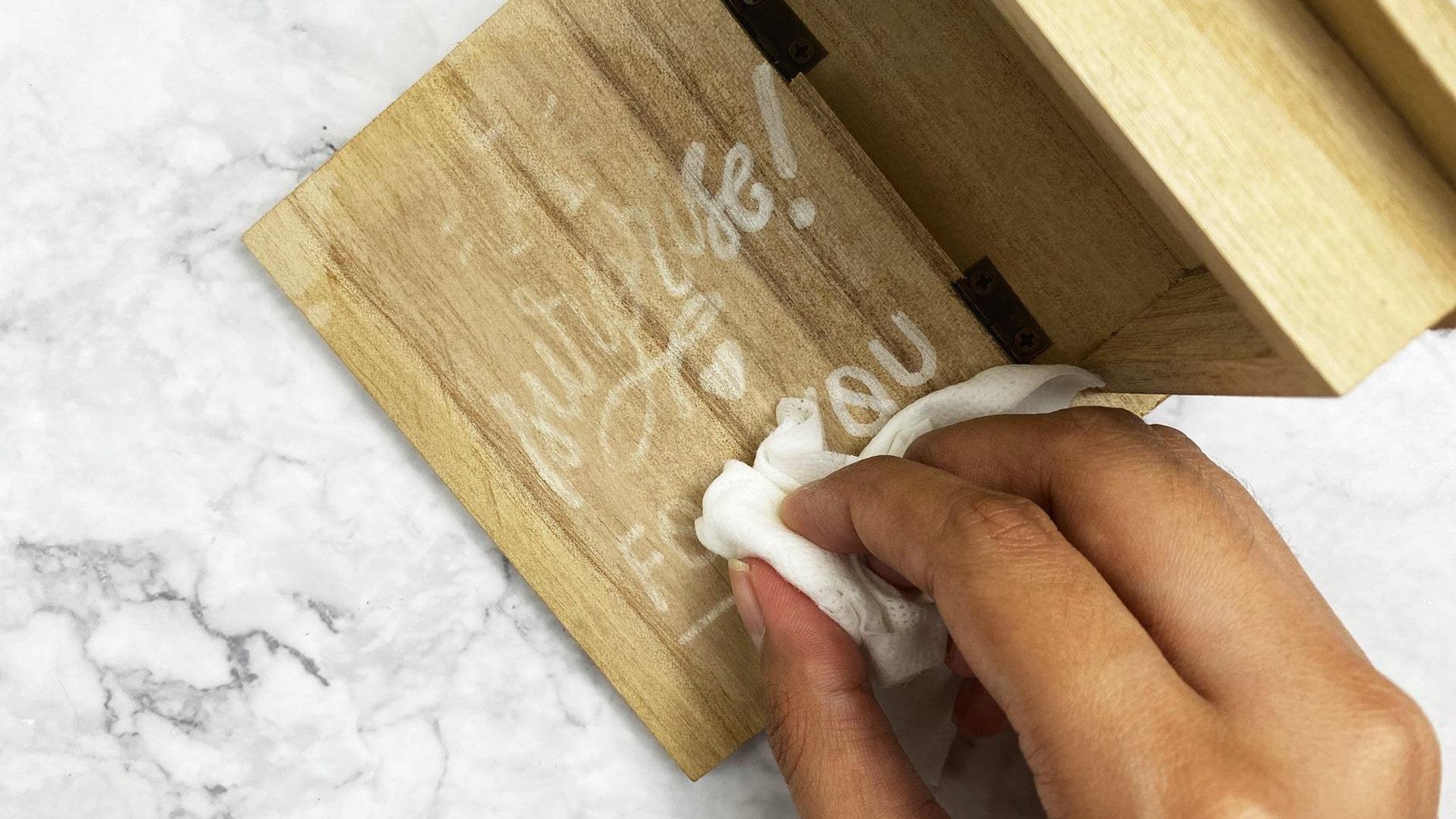 How to Remove Liquid Chalk Marker from a Porous Surface | Chalkola Art Supply