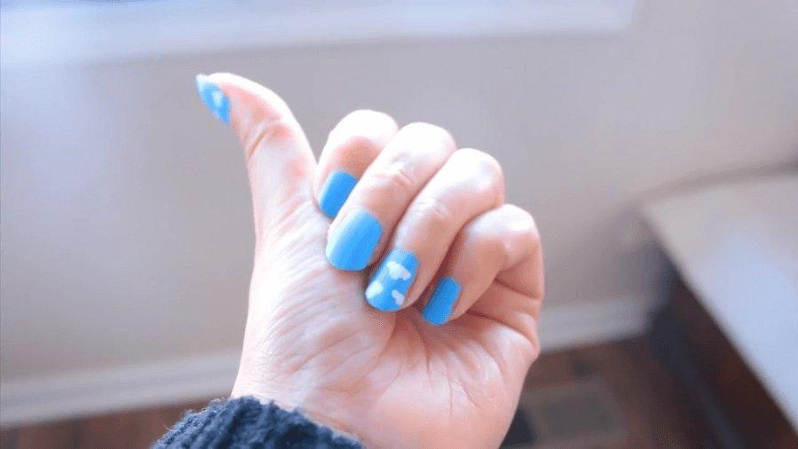 Fabulous Fingernail Art using Chalk Markers | Chalkola Art Supply